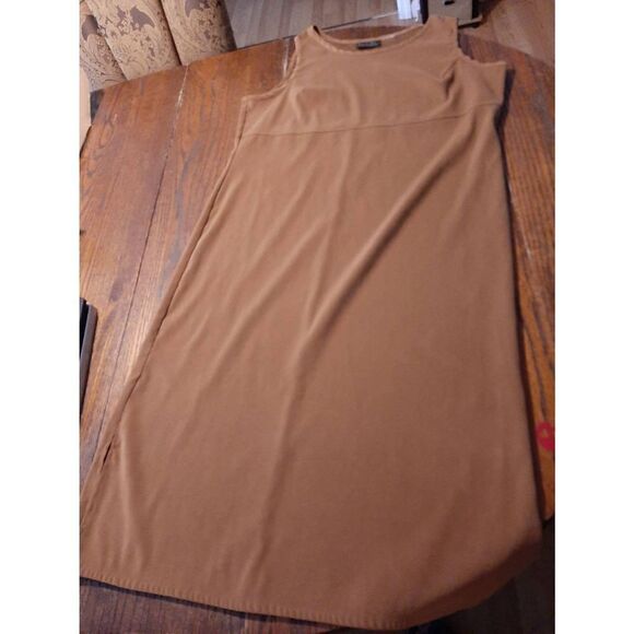 Melissa Harper Dresses & Skirts - Large? MHM Melissa Harper Sleeveless Brown Round Neck Dress